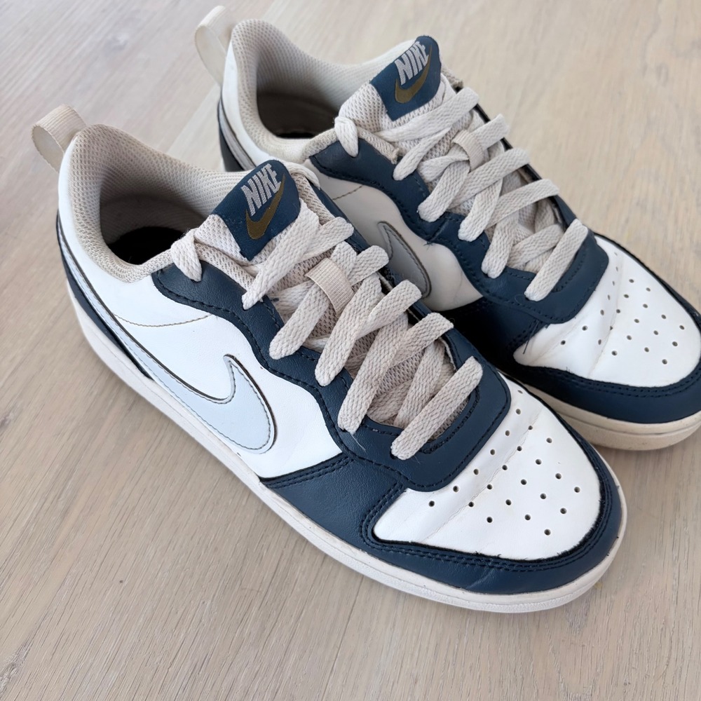 Nike Court Borough Low 2 White Midnight Navy Kids Sneakers BQ5448-121 Size 5.5
